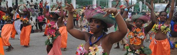 Une séance de simulation du Carnaval des Fleurs dans l’aire du Champ-de-Mars, ce mardi 23 juillet
