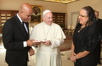 Cordial et fructueux entretien entre le Président de la République et Sa Sainteté le Pape François