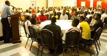 Campagne nationale d’alphabétisation : 200 aspirants moniteurs/monitrices sont en formation à Port-au-Prince