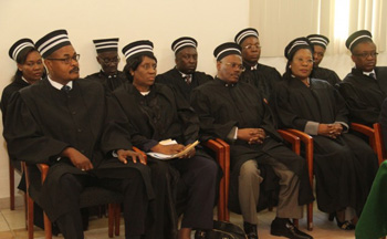 Les dix (10) nouveaux Juges de la Cour Supérieure des Comptes et du Contentieux Administratif entrent en fonction