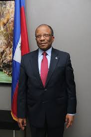 Le Premier ministre Lamothe lance les travaux d’interventions sur le Palais Sans-Souci