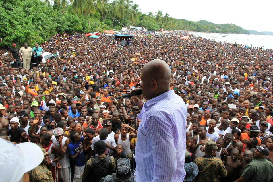 Le Président Martelly visite les habitants de Laye (Grand’Anse) à l’occasion de la Notre-Dame de la Nativité