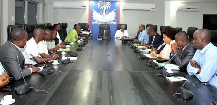 Haïti/Carburant : Gouvernement et Syndicats s’accordent pour une nouvelle baisse des prix
