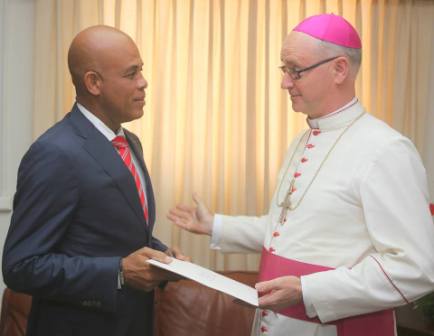 Diplomatie : Accréditation de trois nouveaux Ambassadeurs du Vatican, de la France et du Benin en Haïti