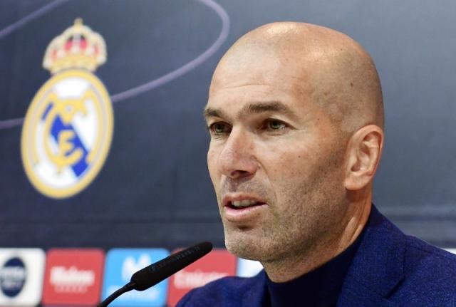 Zidane annonce son départ du Real Madrid