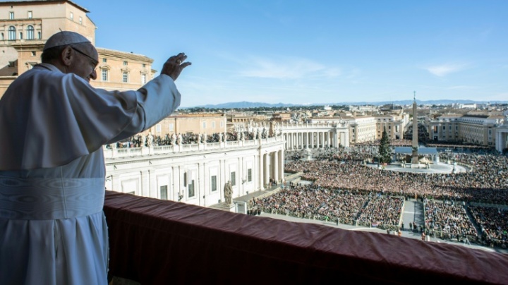 Le pape appelle à la paix et à la 
