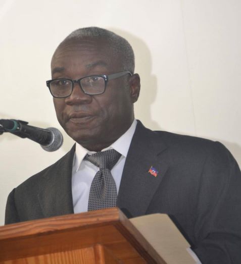 Le bilan des victimes de la covid-19 en Haïti est loin de la projection des experts, selon le ministre Henriquez